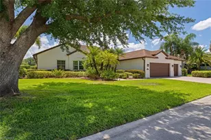 12520 Walden Run Dr, Fort Myers, FL 33913 - Photo 2