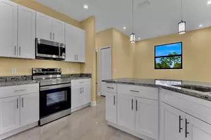 637 Cardinal St E, Lehigh Acres, FL 33974 - Photo 26