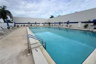 6844 Sandtrap Dr, Fort Myers, FL 33919 - Photo 34