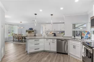 6048 Perthshire Ln, Fort Myers, FL 33908 - Photo 8