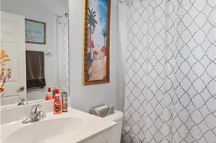 126 SW 39th Pl, Cape Coral, FL 33991 - Photo 12
