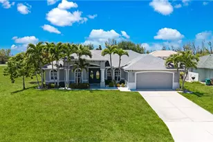 126 SW 39th Pl, Cape Coral, FL 33991 - Photo 2