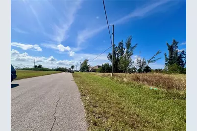 1430 NW 24th Pl, Cape Coral, FL 33993 - Photo 6