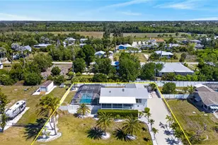 5866 Tahiti Dr, Bokeelia, FL 33922 - Photo 36