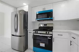 3704 Broadway, Fort Myers, FL 33901 - Photo 2