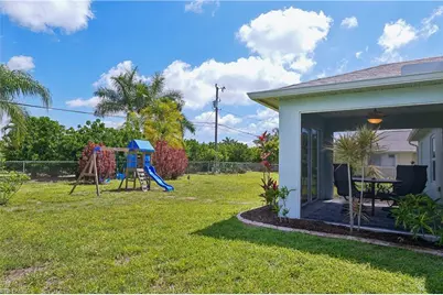 241 SW 34th Ter, Cape Coral, FL 33914 - Photo 28