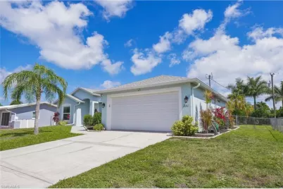 241 SW 34th Ter, Cape Coral, FL 33914 - Photo 2