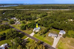 17041 E Lake Dr, North Fort Myers, FL 33917 - Photo 32