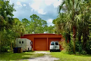 18220 Elmwood Dr, Alva, FL 33920 - Photo 34