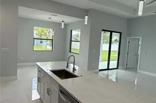 1622 NW 18th Terrace, Cape Coral, FL 33993 - Photo 8