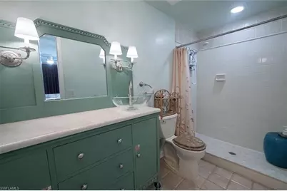 11060 Caravel Cir #201, Fort Myers, FL 33908 - Photo 6