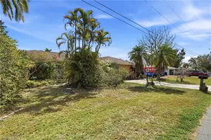 2204 Channel Way, North Fort Myers, FL 33917 - Photo 4