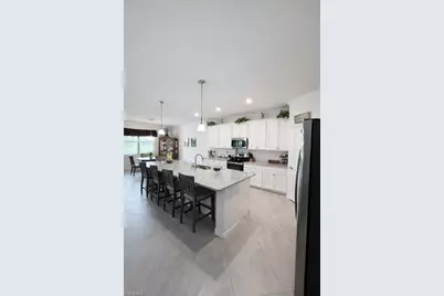 14528 Palamos Cir, Fort Myers, FL 33905 - Photo 4