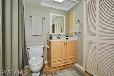 140 SE 8th St, Cape Coral, FL 33990 - Photo 20