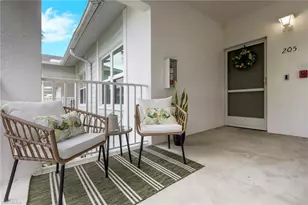 1215 Sarah Jean Cir, Naples, FL 34110 - Photo 2