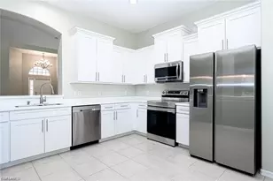 12419 Jewel Stone Ln, Fort Myers, FL 33913 - Photo 8
