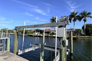 2823 SW 39th Terrace, Cape Coral, FL 33914 - Photo 6