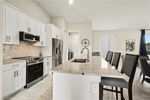 1732 SW 17th Ave, Cape Coral, FL 33991 - Photo 10