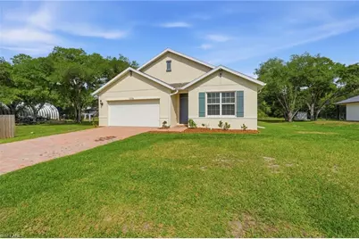 1236 March Ln, Labelle, FL 33935 - Photo 2