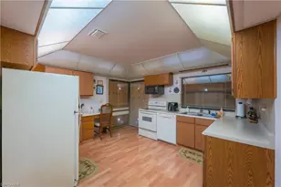 1040 Kirby Thompson Rd, Labelle, FL 33935 - Photo 14