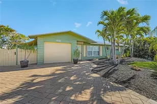 3664 Bayview Ave, Saint James City, FL 33956 - Photo 2