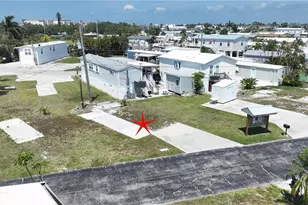 8 Helen Ln, Fort Myers Beach, FL 33931 - Photo 1