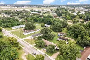 102 3rd St, Fort Myers, FL 33907 - Photo 4