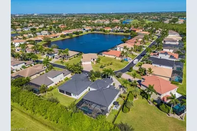 17100 Wrigley Cir, Fort Myers, FL 33908 - Photo 32