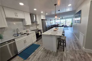 4006 SE 20th Pl, Cape Coral, FL 33904 - Photo 2