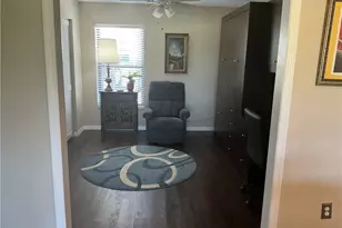 5805 Trailwinds Dr, Fort Myers, FL 33907 - Photo 10