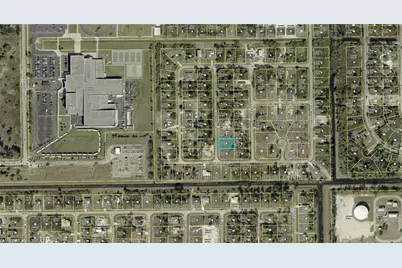 651 Crossarm Ave S, Lehigh Acres, FL 33974 - Photo 4