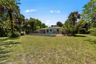 1090 13th St SW, Naples, FL 34117 - Photo 36