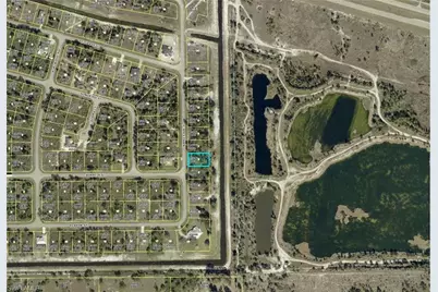 1263 Naples Ave S, Fort Myers, FL 33913 - Photo 4