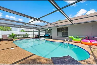 2206 SE 4th St, Cape Coral, FL 33990 - Photo 14