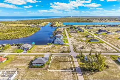 4618 NW 34th Ter, Cape Coral, FL 33993 - Photo 2