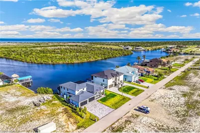 4618 NW 34th Ter, Cape Coral, FL 33993 - Photo 6