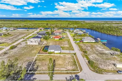 4618 NW 34th Ter, Cape Coral, FL 33993 - Photo 4
