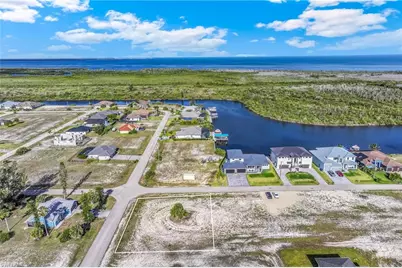 3419 NW 46th Pl, Cape Coral, FL 33993 - Photo 2