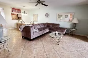 3813 SE 11th Pl, Cape Coral, FL 33904 - Photo 10