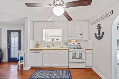 547 101st Ave N, Naples, FL 34108 - Photo 10