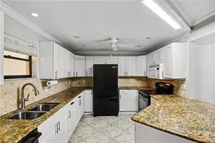 12501 McGregor Blvd, Fort Myers, FL 33919 - Photo 6