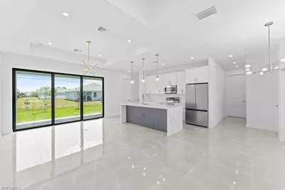 1433 NW 7th Pl, Cape Coral, FL 33993 - Photo 4