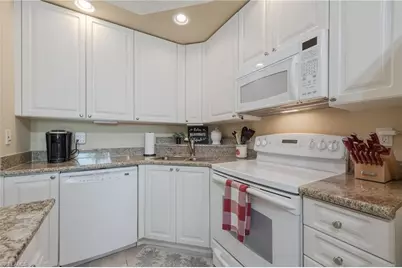 2825 Palm Beach Blvd #214, Fort Myers, FL 33916 - Photo 22