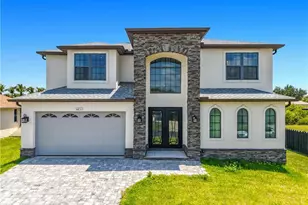 8831 Woodgate Dr, Fort Myers, FL 33908 - Photo 1