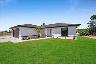 311 NE 31st St, Cape Coral, FL 33909 - Photo 2