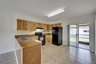 4307 SW Santa Barbara Pl, Cape Coral, FL 33914 - Photo 18