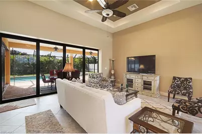 1502 SW 38th St, Cape Coral, FL 33914 - Photo 4