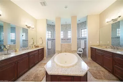 1502 SW 38th St, Cape Coral, FL 33914 - Photo 12