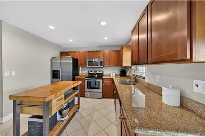 4005 SW 27th Ave, Cape Coral, FL 33914 - Photo 8