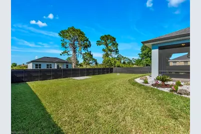 3106 72nd St W, Lehigh Acres, FL 33971 - Photo 24